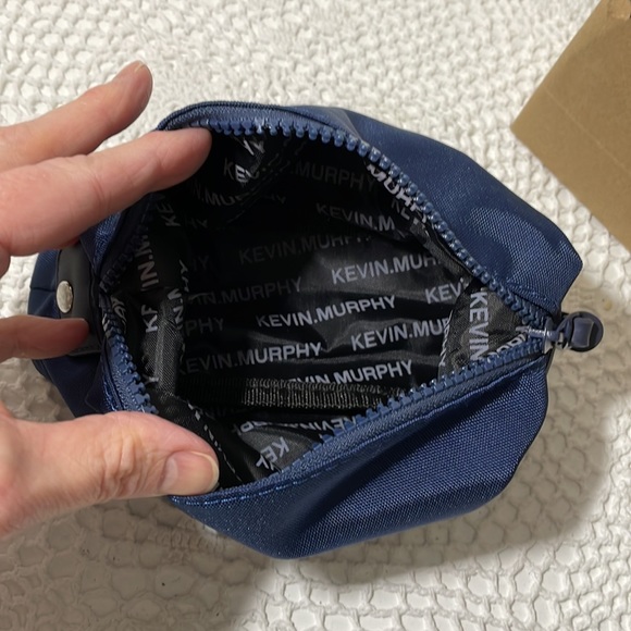 Kevin Murphy navy travel toiletries/makeup bag - Picture 6 of 6